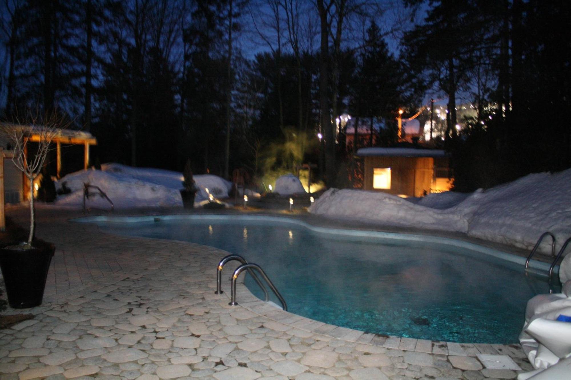 Relais St-Denis Hotell Saint-Sauveur-des-Monts Exteriör bild